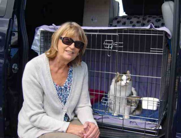 Liz & Lola on their way to their new home in Torrenostra, Spain, from Woking.