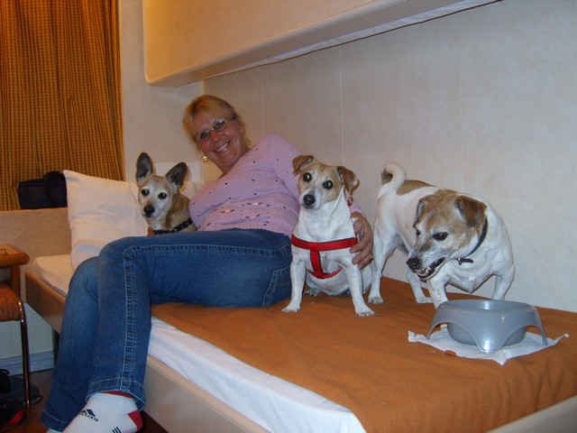 Pat with Casper, Holly & Ben in the cabin on the ferry between Kos & Athens.