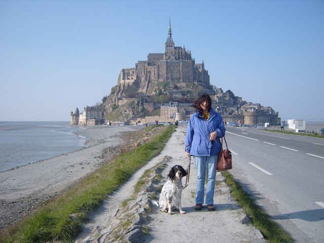 Lynda & Sam at 'Le Mont San Michel' in France.