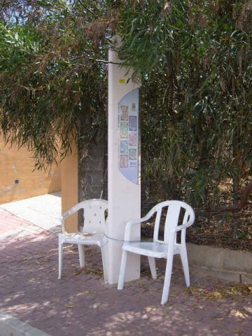 A considerate bus-stop ... in Spain!